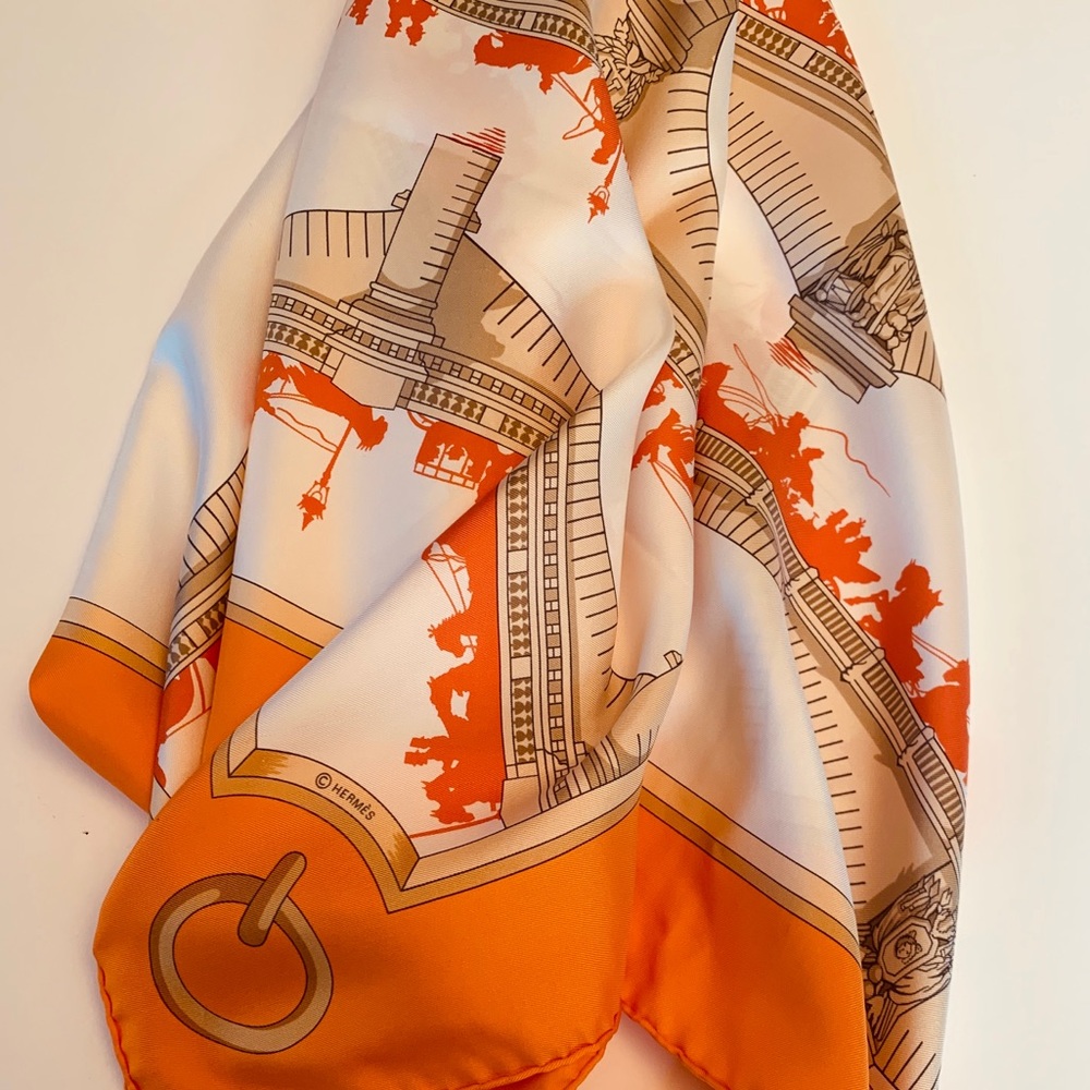 Hermès scarf. Les ponts de Paris 90